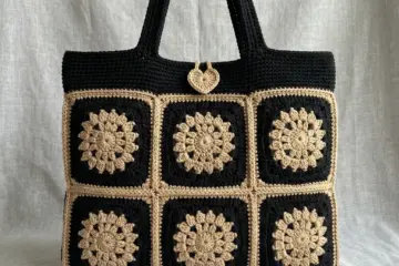 Black and Tan Granny Square Tote Free Crochet Pattern