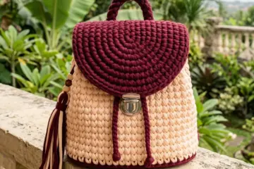Burgundy and Cream Crochet Backpack Free Crochet Pattern