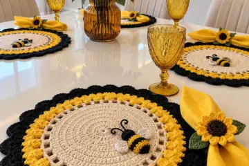 Sunflower Bee Placemat Crochet Pattern